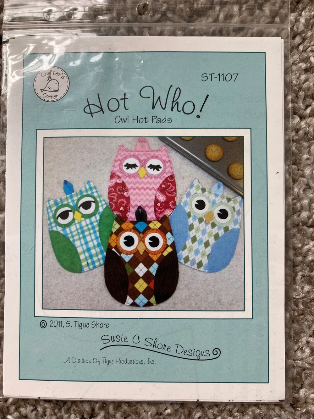 2 NIP Owl sewing quilting craft patterns Susie C Shore Dolls hot pads